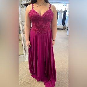 Beautiful prom dress with corset back. Worn once!